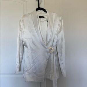 Women's White Pant Suit